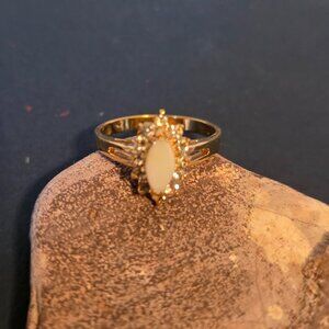 White Oval/CZ Ring